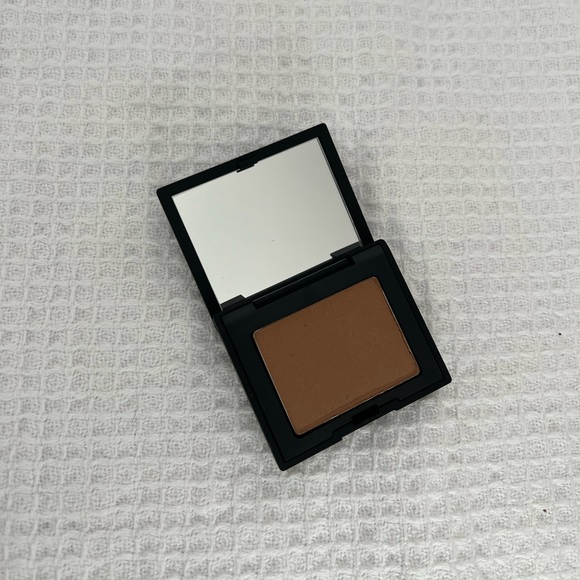 NARS Bronzer - Picture 3 of 5